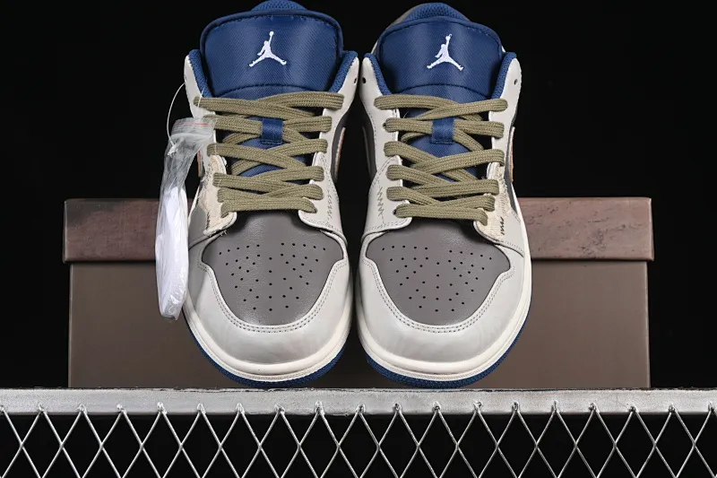All categories Air Jordan Jordan series basketball shoes Air Jordan 1 Low Air Jordan 1 Low AJ1 Joe 1 Panda Prank Pioneer Knight Brown Gray Low-top retro basketball shoes 553558-414